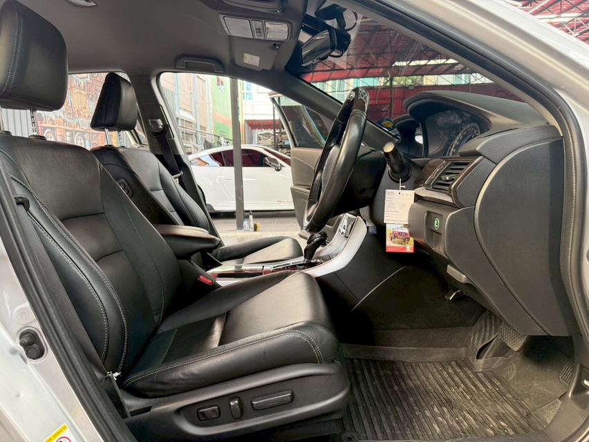 HONDA ACCORD 2.0 EL i-VTEC ปี 2014 13