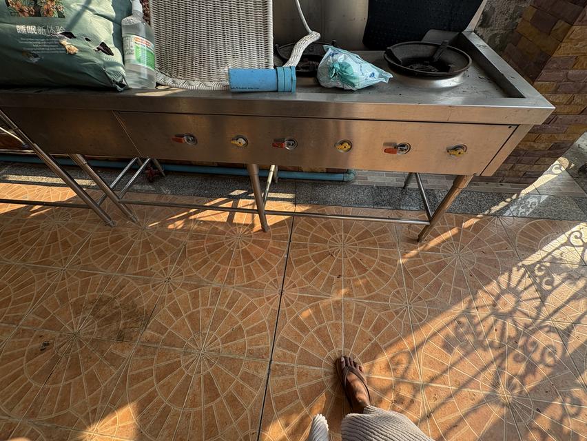 เตาแก๊สสแตนเลสสามหัวสแตนเลสชั้นดีระดับโรงแรมห้าดาวมือสองค่ะ รูปที่ 3