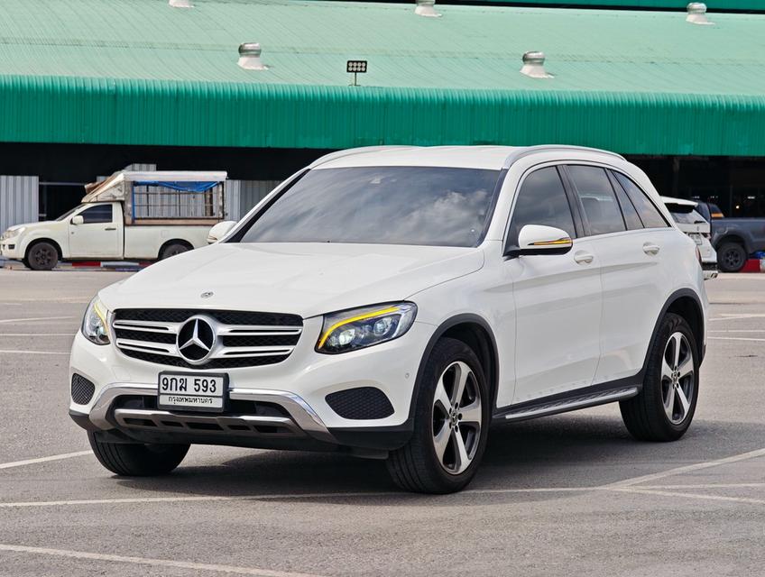 Mercedes-Benz GLC250d Off-Road ปี 2018 รูปที่ 2
