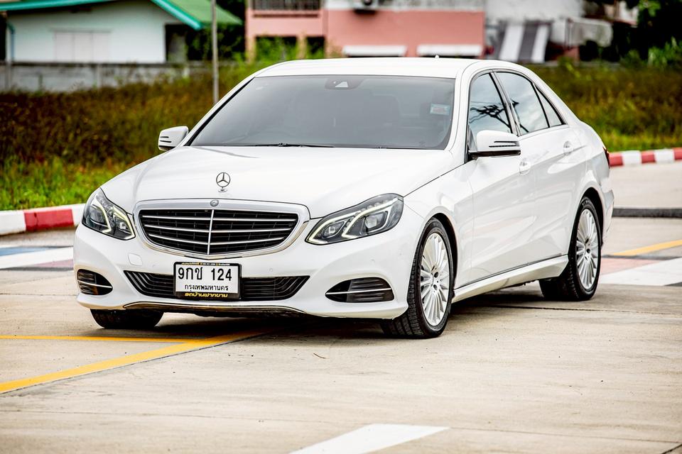 Benz E300 Bluetec ปี 2015 สีขาว สวยสภาพดี