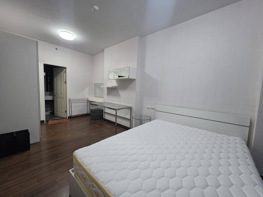 ✨ ให้เช่าคอนโดวิวเมือง 40 ตรม. 1 นอน 1 ครัว 13,000.-/เดือน (รวมส่วนกลางแล้ว) พร้อมอยู่! 🏙️ 1