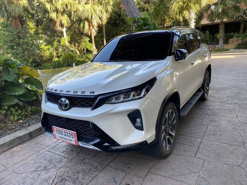 Toyota Fortuner regender