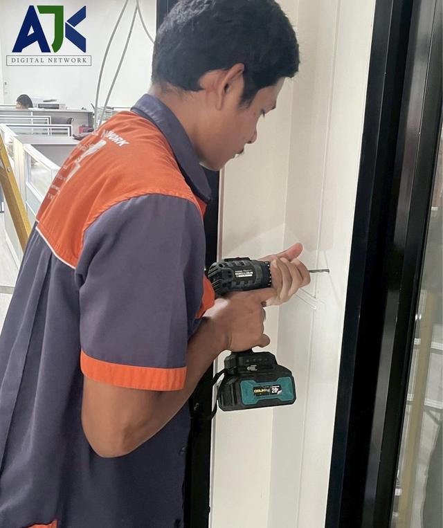 คีย์การ์ดประตูชลบุรี ทาบบัตรคีย์การ์ดบางแสน 082-7057938 Keycardชลบุรี บางแสน บางพระ