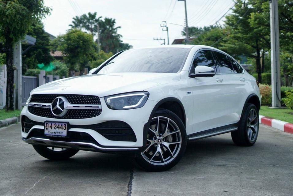 Mercedes-Benz Glc300e Coupe Amg Dynamic ปี 2021 MBSP ถึง เดือน Jul-2027 สามารถต่อเพิ่มได้อีก 2 ปีไม่จำกัดระยะทาง