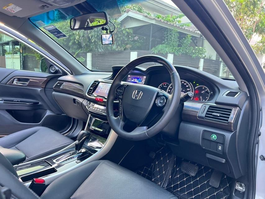 ขาย Honda Accord 2.0El ปี17 13