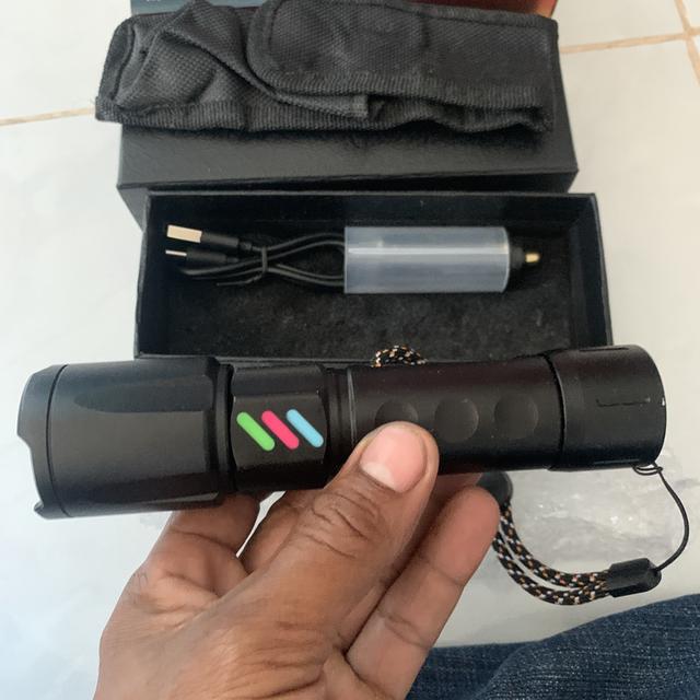 ไฟฉาย สำหรับเดินป่า หรือใช้ฉุนเฉิน 5