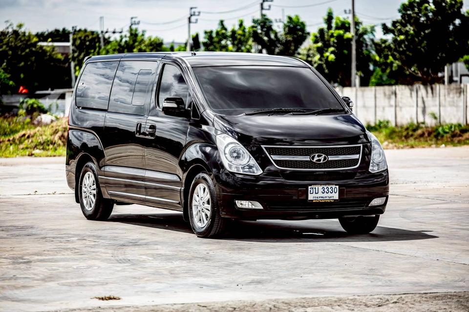 Hyundai H1 Deluxe 2.5 ดีเซล เกียร์ออโต้ สีบรอน ปี 2011 รถสวยสภาพดีมากๆ 3