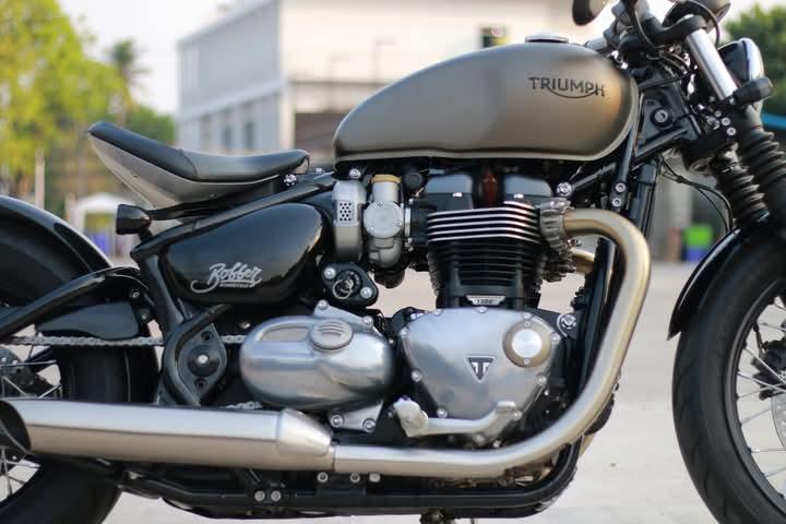 Triumph Bonneville Bobber สภาพนางฟ้า 5