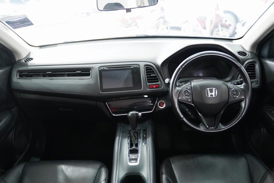 HONDA HR-V S AT ปี 2016 สีเทา 11