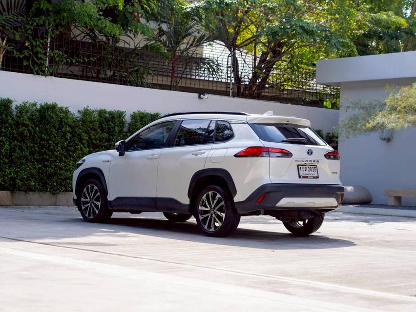 Toyota Cross 1.8 Hybrid Premium ปี 2023 จด 2025