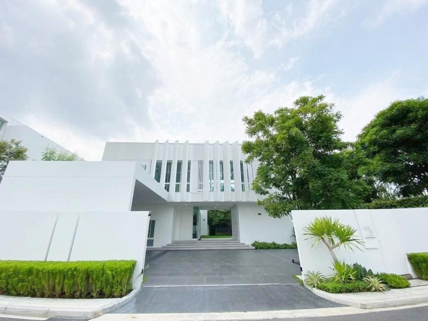 ขาย บ้านเดี่ยวหรู VIVE รัตนาธิเบศร์-ราชพฤกษ์ 120 ตรว. 4 ห้องนอน 5 ห้องน้ำ หลังมุม เหมือนใหม่ 1