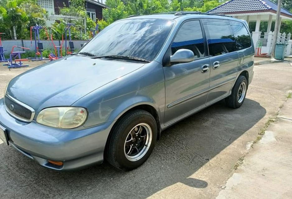 รถบ้านมือเดียว Kia Carnival ปี 2003 4