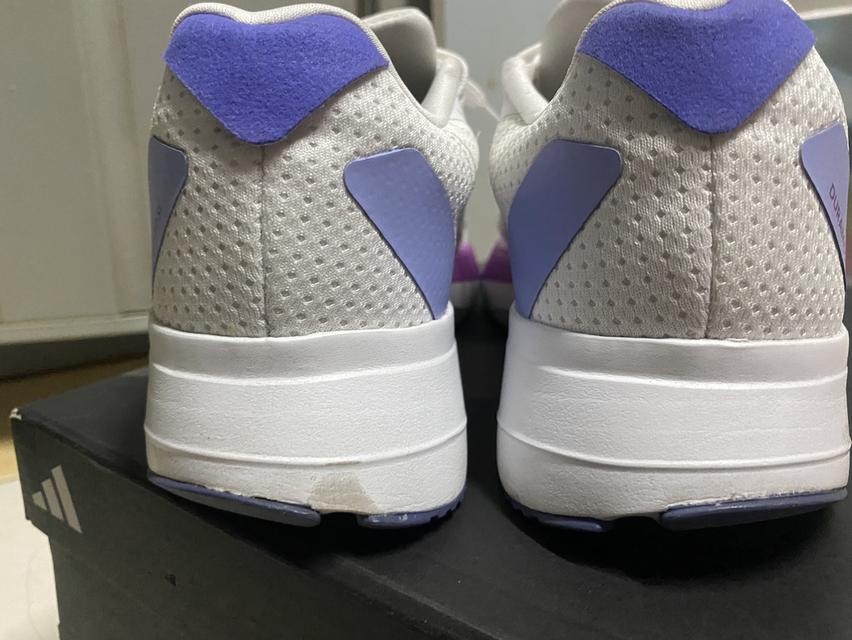 💰ราคา 1,890 รวมส่งฟรี 📦  ขาย Adidas Duramo SL มือ 2 แท้💯✅  🔺UK 8 | EU 42 | US 9.5 สีขาวเมฆ ☁️🤍 🔺สภาพดี พื้นเดิม ใส่วิ่งแค่ 2 ครั้ง  สอบถามเพิ่มเ 5