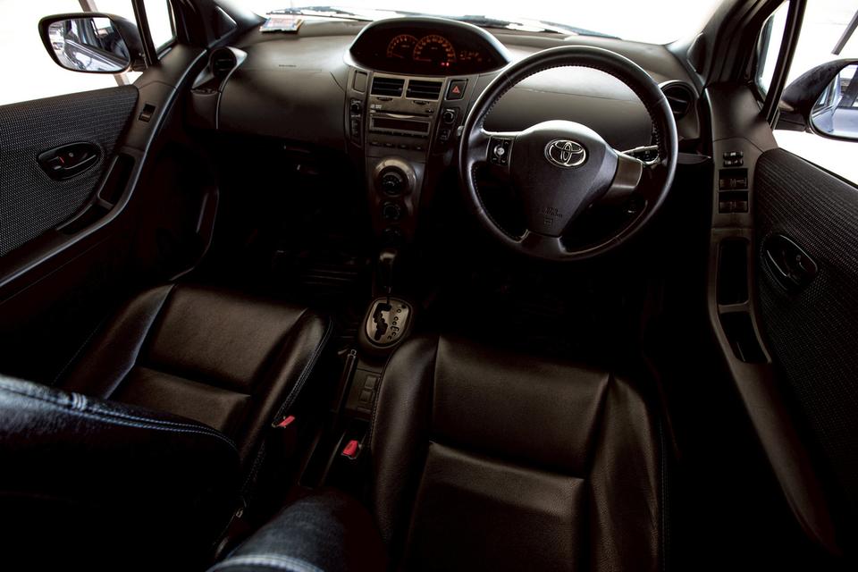 Toyota Yaris 1.5S Limited AT ปี 2011 เกียร์ออโต้ สีพิเศษเดิมโรงงาน  13