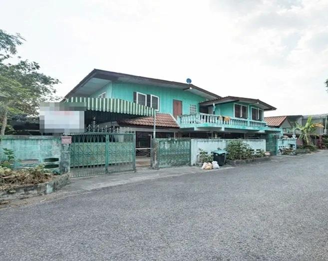 ขายบ้านแฝด 2 ชั้น 34 ตารางวา หมู่บ้านปิ่นเจริญ 2 ถนนสรงประภา ใกล้สนามบินดอนเมือง ฿2,200,000 1