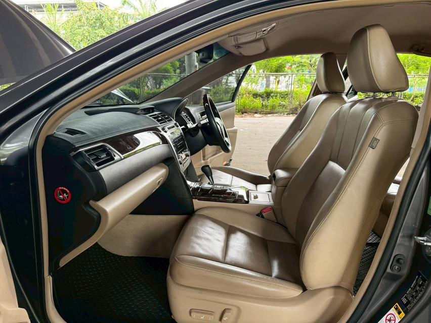 Toyota Camry 2.5 Hybrid CD AT ปี 2013 15