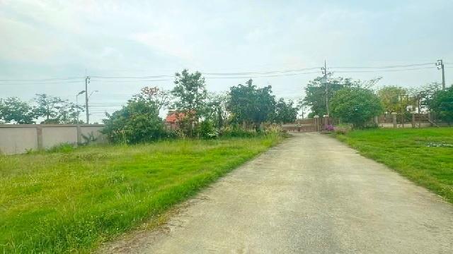 คลองสิบสี่ ติดถนนใหญ่ มีรั้วรอบขอบชิด ให้เช่า โกดัง ขนาดใหญ่ 2 ไร่ 30 ตร.วา ถนนคลองสิบ ใกล้สถานีตำรวจนครบาลลำหิน 1.5 กม. 5