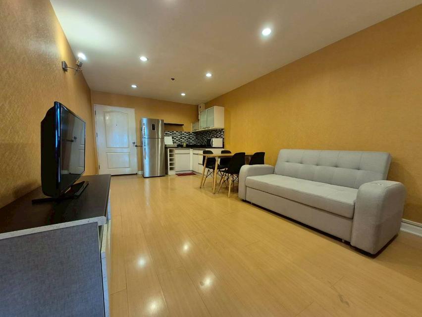 คอนโด State Tower ใกล้รถไฟฟ้าและท่าเรือ อยู่ในแหล่งธุรกิจ และใกล้ รร.ดังหลายแห่ง 8