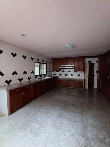 ให้เช่าทาวน์โฮม 3 ชั้น 28 ตรว. ซอยลาดพร้าว 69 เหมาะพักอาศัย หรือทำออฟฟิต ใกล้ MRT ลาดพร้าว 71 6