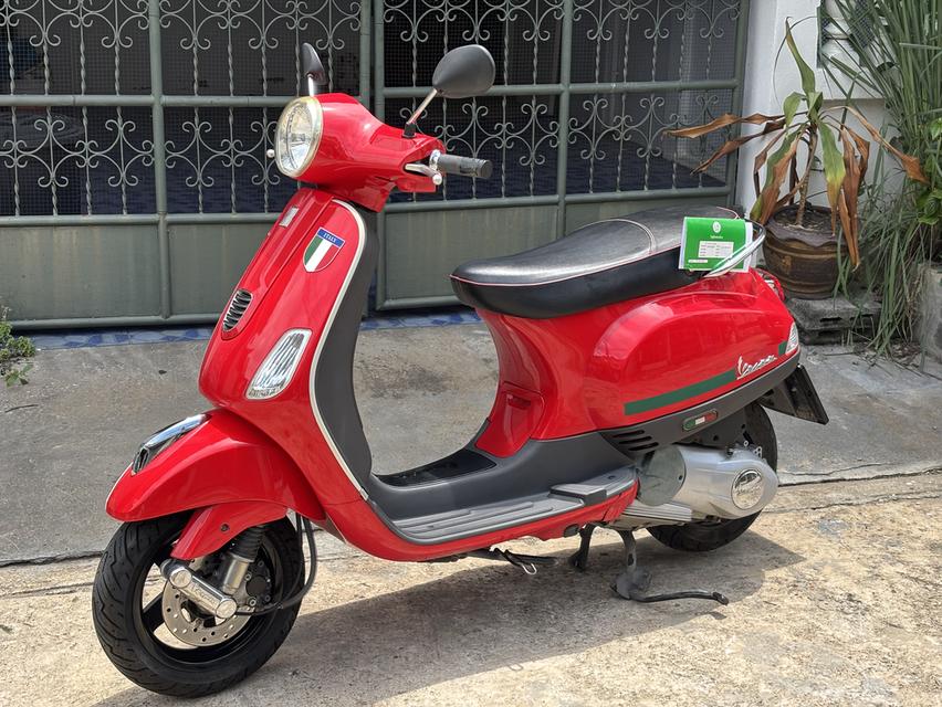 Vespa LT 125 3vie สวย ใหม่ ใช้น้อย วิ่งไปแค่ 6 พันโล เล่มครบโอน รูปย่อยที่ 2