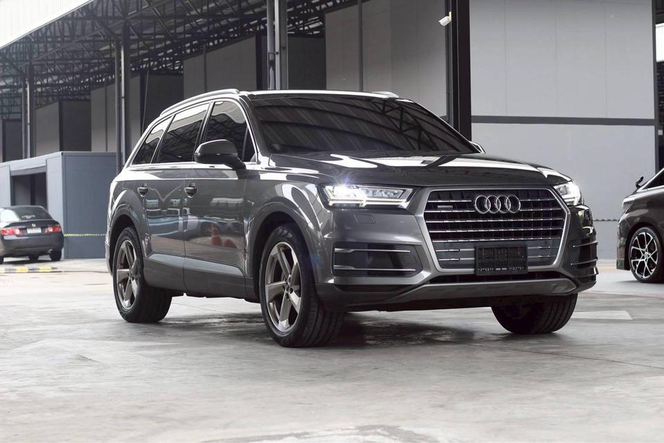  Audi Q7 2.0 40 TFSI quattro 4WD 2017 SUV ระดับPremuim อ๊อฟชั่นล้นๆ คุ้มมากๆ