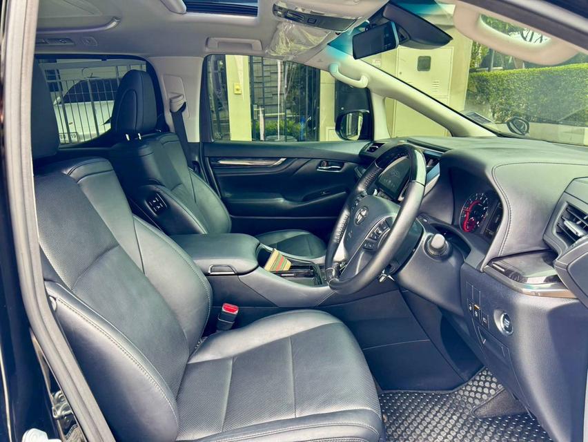 Toyota Alphard 2.5 SC Package Top 2019 มือเดียว ใช้น้อย ดูแลอย่างดี ใหม่มากสวยมากๆ รูปที่ 8