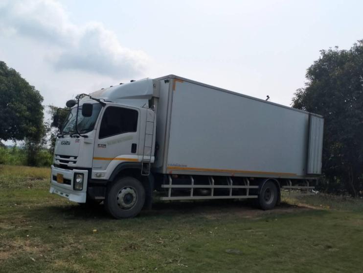 ขายด่วน ISUZU FTR240 ตู้เย็น ปี61 ตู้ยาว7.5เมตร