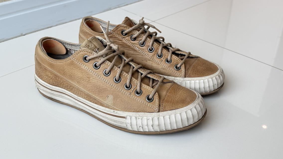 ขายรองเท้าหนังแท้ลำลอง John Varvatos Bootleg  สีน้ำตาลอ่อนทรงโลว์คัท เบอร์ 9.5 / 43 / 275cm