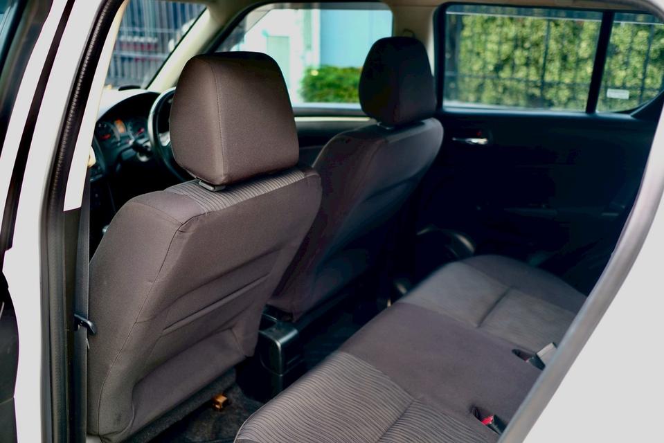 Suzuki Swift 1.25 GLX CVT A/T ปี2014 18