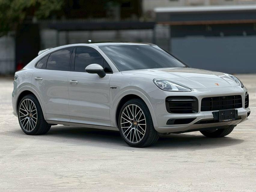 Cayenne 3.0 E-Hybrid Coupe 4