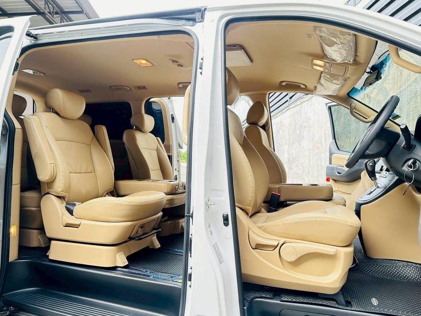 ขาย Hyundai H1 2.5Elite ปี22 11