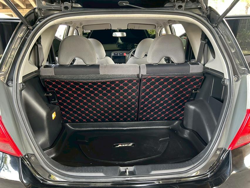 2006 Honda JAZZ 1.5 i-DSi รถสวยจัด สภาพเยี่ยม รูปที่ 11