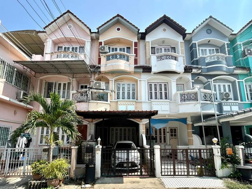 ขายทาวน์โฮม 3 ชั้น | บ้านรรินธร บางกรวย-พระราม 5 ใกล้โลตัส นครอินทร์ 1