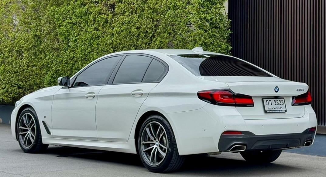 BMW 520d Msport LCI (G30) āļĢāļđāļāļĒāđāļāļĒāļāļĩāđ 2