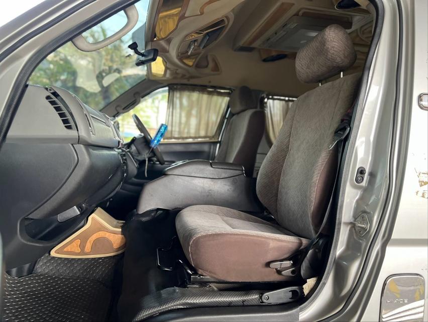 Toyota Hiace Commuter 2.5 D4D MT ปี 2014 12