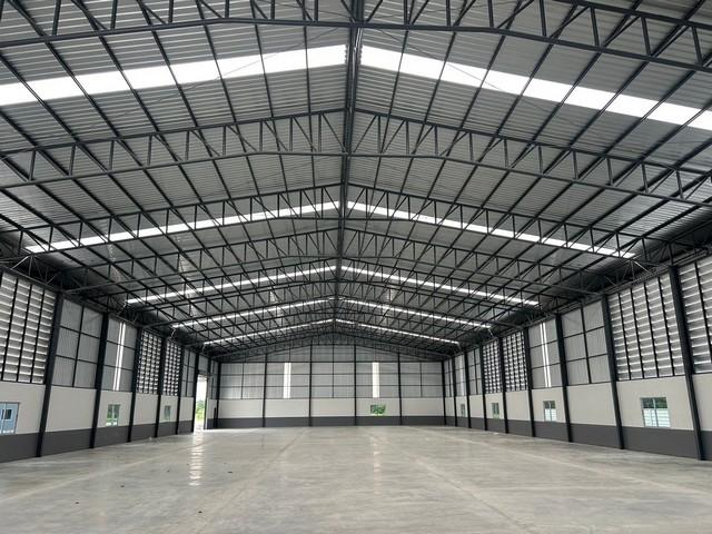 ให้เช่าโรงงานพร้อมใช้งาน 3 ไร่ ไฟฟ้า 250 kVA ทำเลบ้านบึง ชลบุรี รั้วล้อมรอบขอบชิด เดินทางสะดวก 6