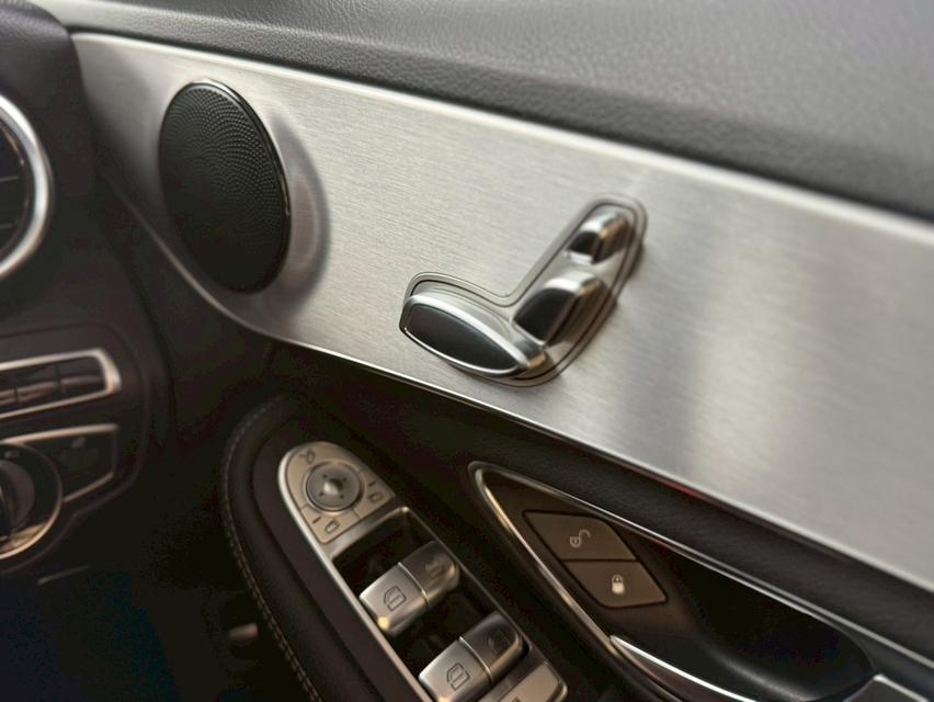 รหัสรถ SG7715 Benz c350e AV ปี2016 11