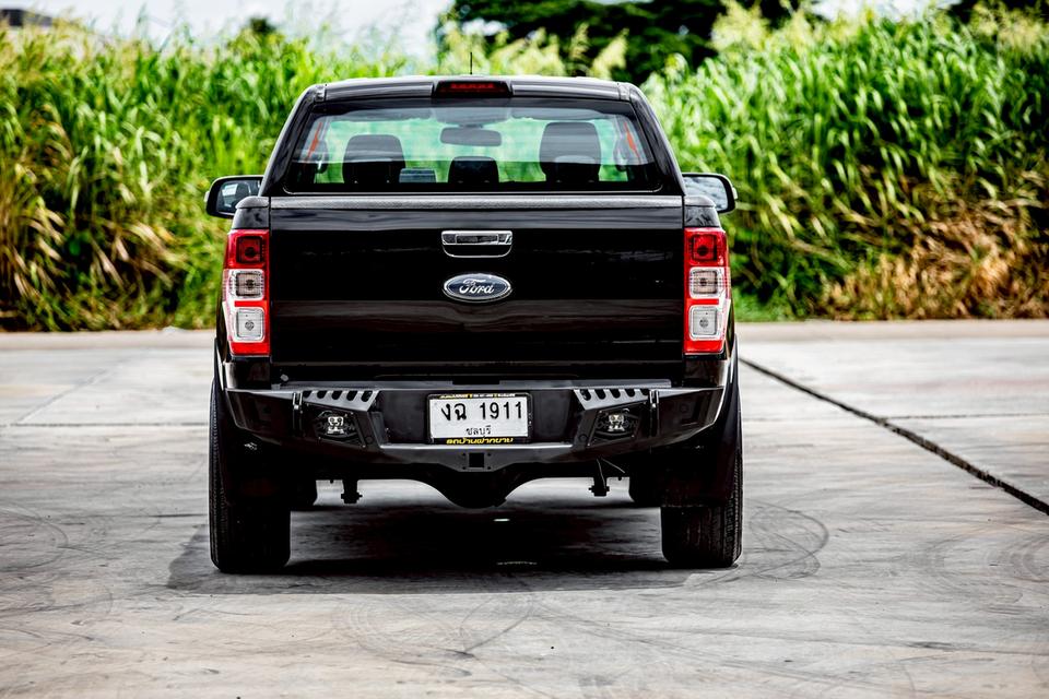 Ford Ranger 2.2 XLT Hi-Lander Double Cab ปี 2017 สีดำ เกียร์ออโต้ 7