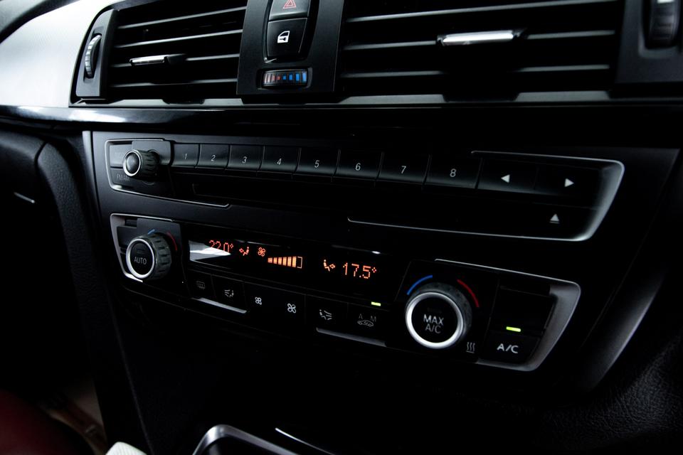 รหัสรถ 1D140 BMW 325d Msport 2014 9
