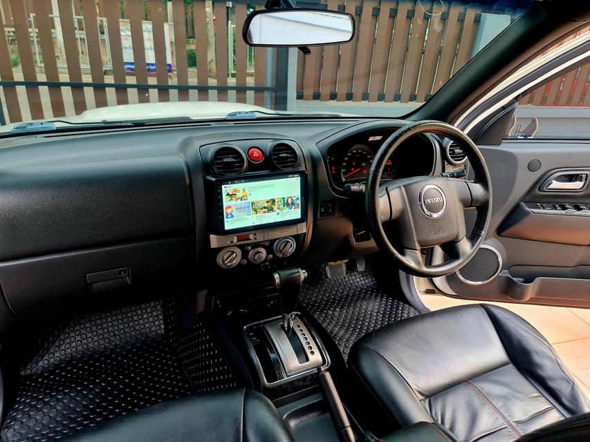 ISUZU MU-7 CHOIZ  3.0 AUTO  6