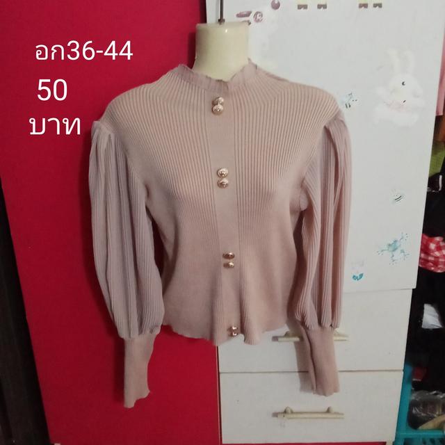 เสื้อผ้ามือสอง ชุดเดรส จั้ม เสื้อ กางเกง 5