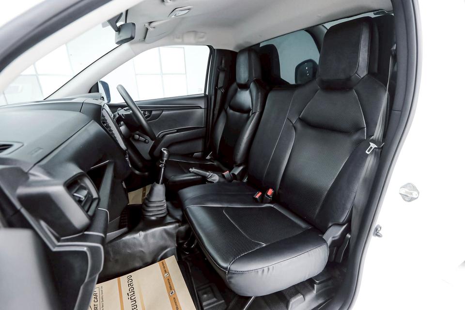 ISUZU D-MAX 1.9 B SPARK-EX 2020 7