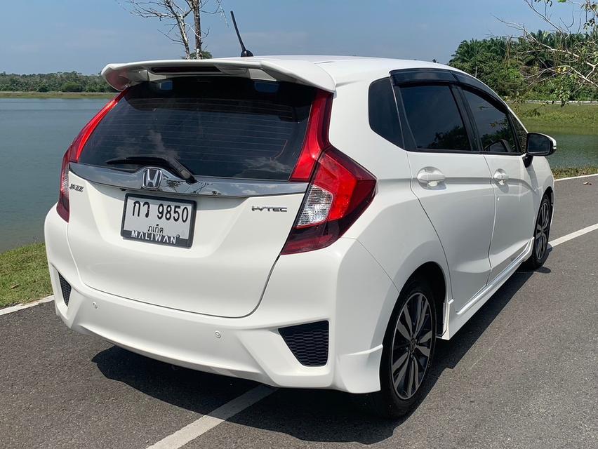 HONDA JAZZ 2015 1.5 i-VTEC SV AT 💓 เก๋งตัวรองท็อป 5 ประตู มือเดียว สภาพสวยตามรูป ออฟชั่นใช้งานได้ครบ พับเบาะราบได้ จุของได้เยอะ