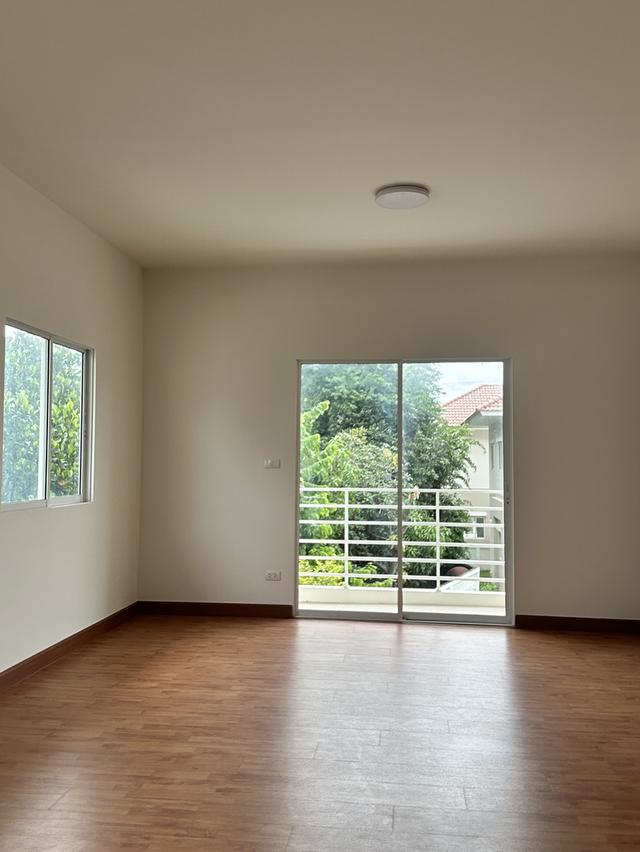 บ้านเดี่ยว ใหม่ 58 วา แปลงมุม จัดสวนให้ ปั้มแทงค์แอร์ ติดให้ ใกล้เมกะ-สวนหลวง ร.9 ติดต่อ เล็ก 0852246165 11