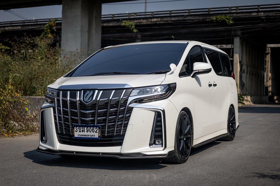 Toyota Alphard 2.5 SC Package ปี2022 2