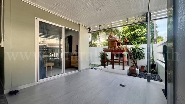 ทาวน์โฮม บ้านพฤกษา 60 รังสิต - บางพูน หลังมุม 16