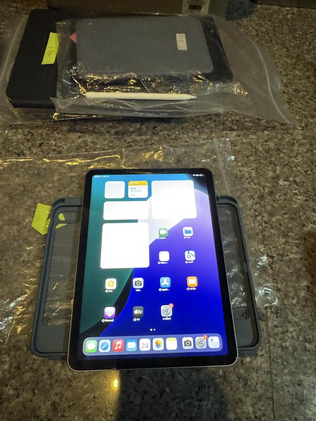 ขายๆๆๆถูกๆๆiPadAir11 M3 สีSpace Gray 256กิ๊กWifi Only คับใช้งานดีทุกๆฟังชั่นสูนTrueทุกๆฟังชั่นรีสโตได้ตลอดไม่มีติดไอคราว Model TH/A ( จอสวยๆขาวจั๊วไม่