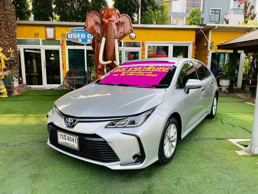 TOYOTA  ALTIS 1.6 G ปี 2020แก็ส CNG ประหยัดน้ำมัน ใช้ได้ 2 ระบบ