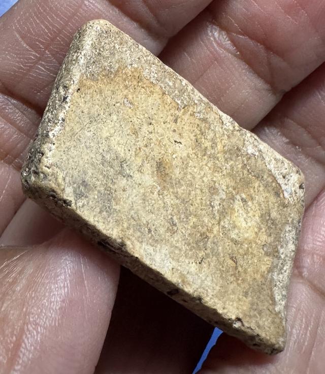 พระสมเด็จ พิมพ์ใหญ่ เนื้อสวย 5