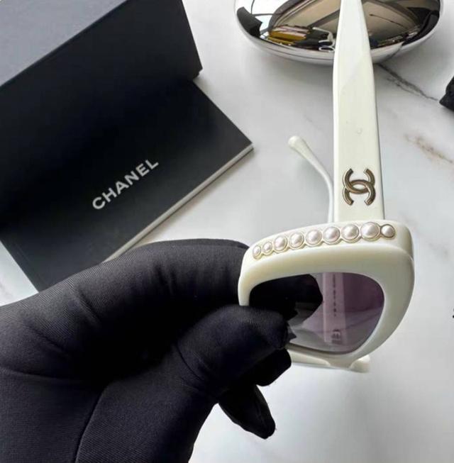 แว่นกันแดดChanel 3